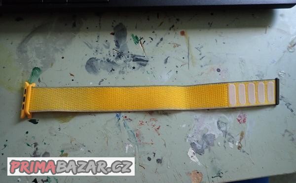 prodam-44mm-zluty-provlekaci-sportovni-reminek-fake