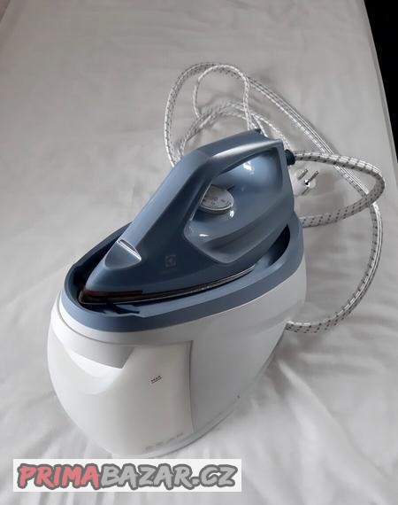 parni-generator-electrolux-refine-700-e7st1-4db