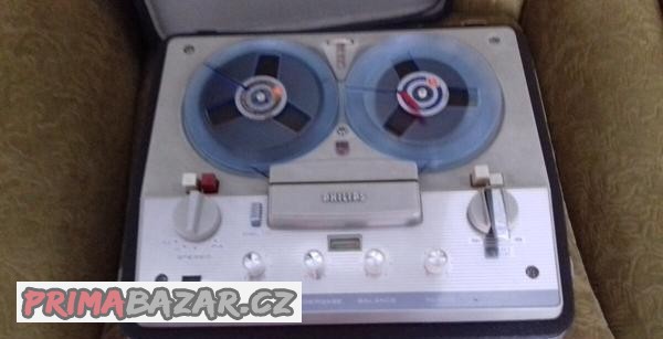 civkovy-magnetofon-philips-rezervace