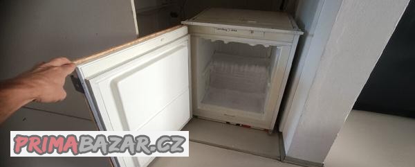 mrazak-suplikovy-prirucni-nadstavbovy-privileg-60l