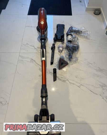 tycovy-vysavac-rowenta