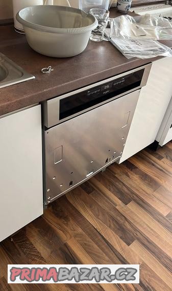 vestavna-mycka-whirlpool-wbo-3t133-pf-x-supreme-clean