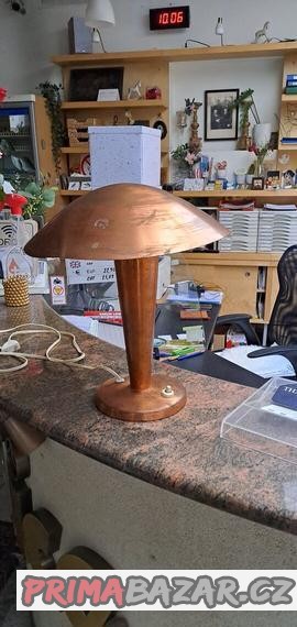 starozitna-stolni-lampa