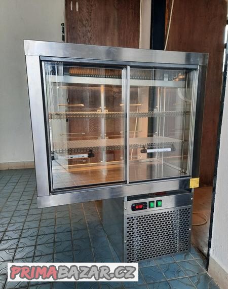 chladici-vitrina