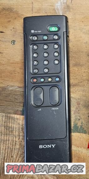 dalkovy-ovladac-sony-rm-831