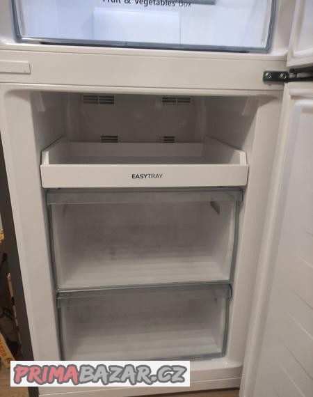 nerez-lednice-s-mrazakem-hisense-rok-stara-stale-v-zaruce