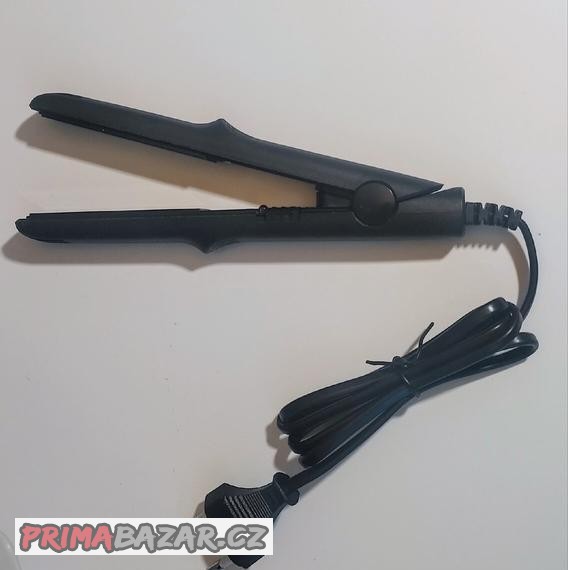 mala-cestovni-zehlicka-na-vlasy