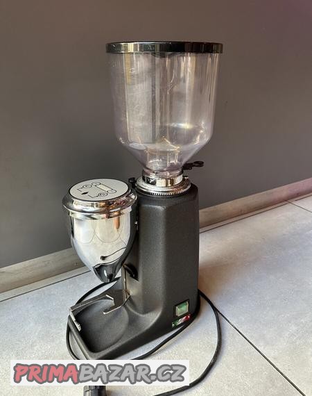 mlynek-na-kavu-quamar