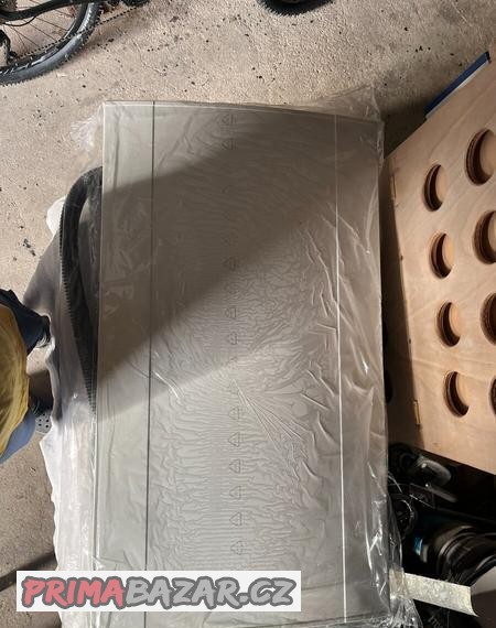 dvirka-na-lednici-elektrolux