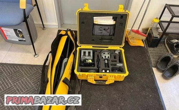 trimble-v10-snimkovaci-rover