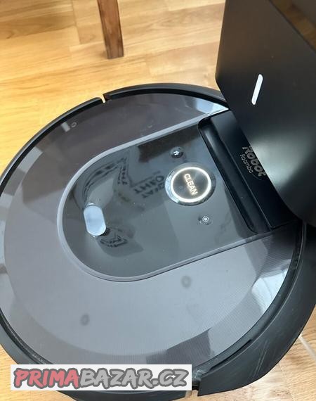 prodam-vysavac-irobot