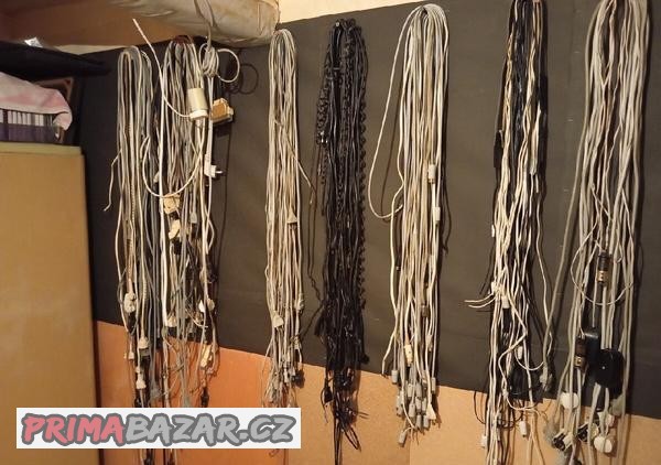 zmet-kabelu-napajecich-i-audio-video