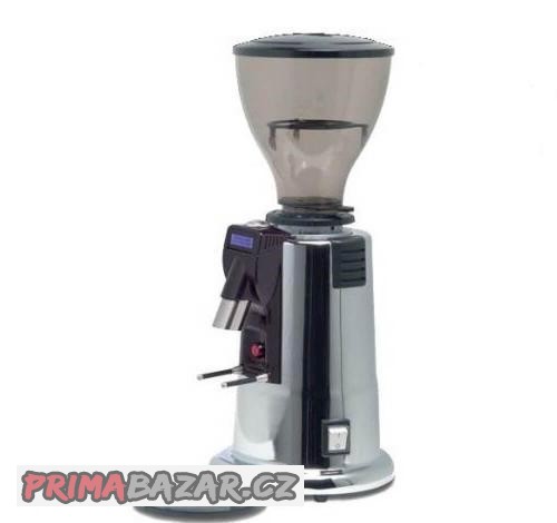 professionalni-mlynek-na-kavu-macap-m5d