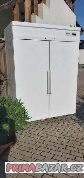 lednicka-1400-l-chladici-skrin