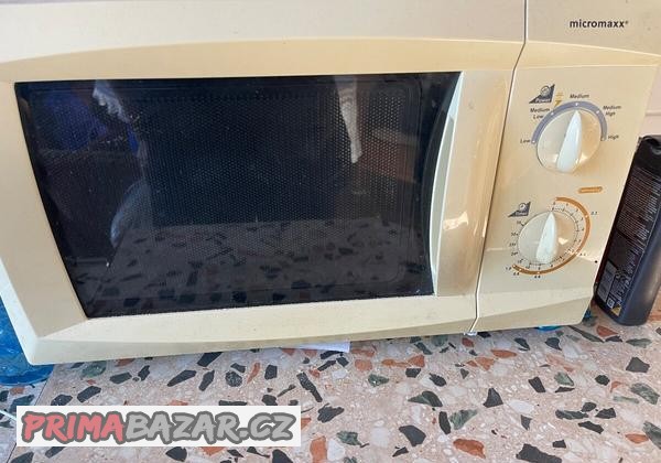 mikrovlnne-trouba