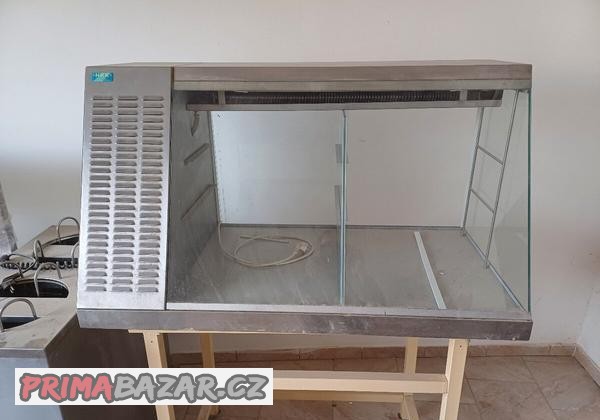 prosklena-vytrina-lednice