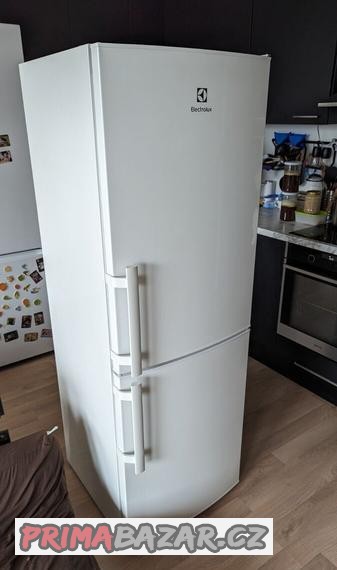 chladnicka-s-mraznickou-electrolux-en3201mow-bila