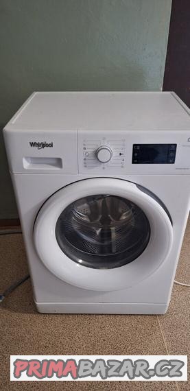 pracka-whirlpool