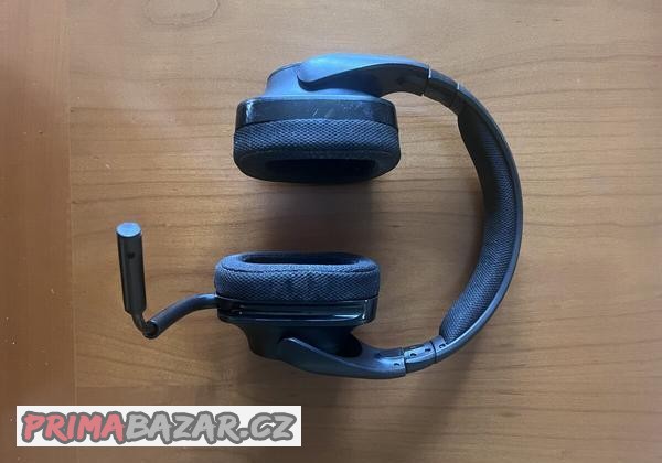 herni-sluchatka-logitech-g533