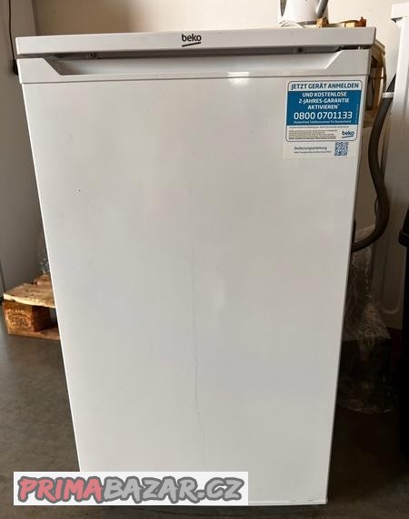 lednicka-s-mrazackem-beko