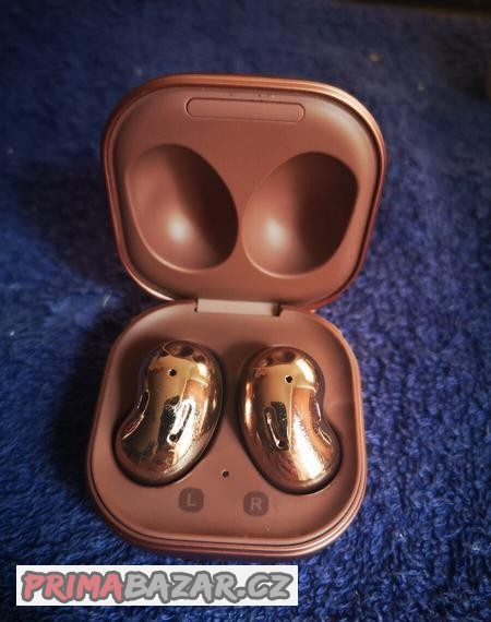 samsung-galaxy-buds-live-bluetooth-sluchatka