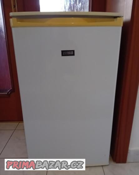 prodam-lednicku-zanussi