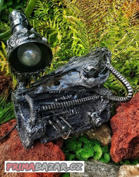 lampicka-unikatni-bizarre-zodooma-gallery