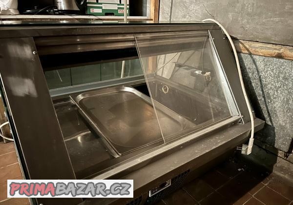 chladici-vitrina-igloo-wiktoria-2