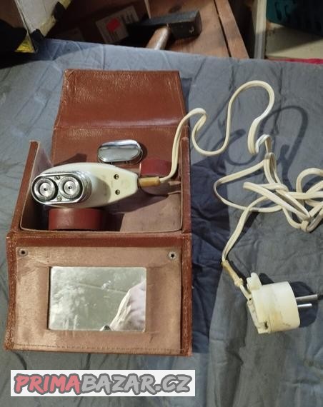 retro-holici-strojek