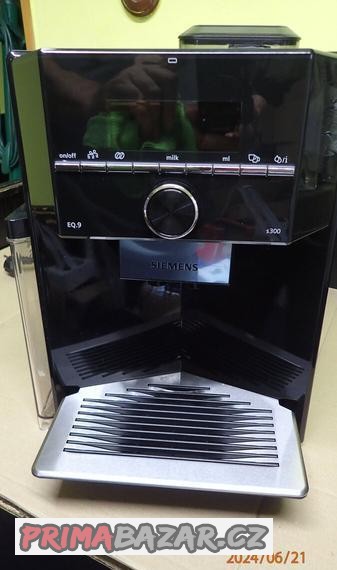 automaticky-kavovar-s-mlynkem-siemens-ti923309rw