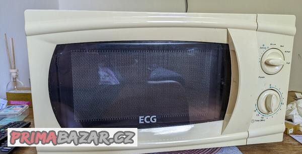 ecg-mikrovlnna-trouba