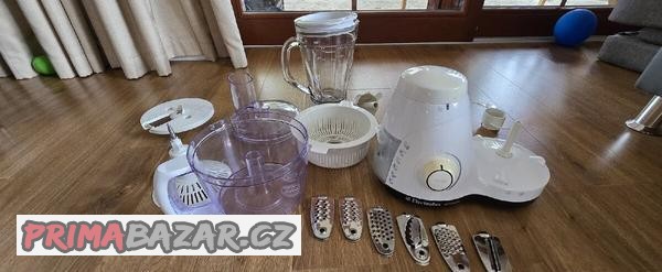 multifunkcni-robot-electrolux-optistore