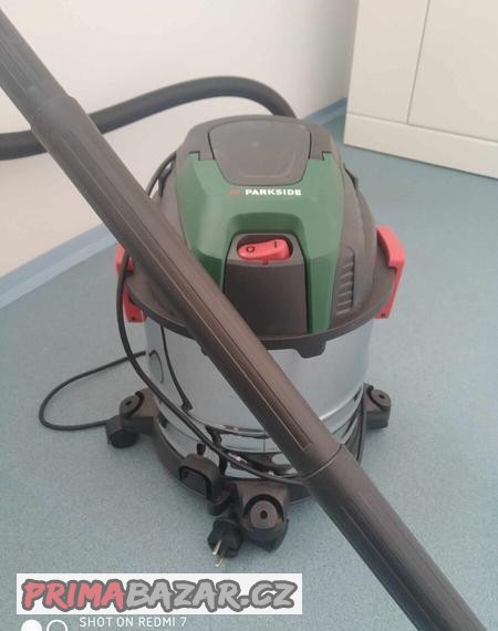 vysavac-parkside-na-mokre-a-suche-vysavani-pwd-12-b1