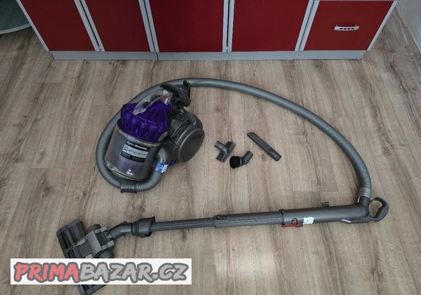 dyson-dc32-animal-vysavac