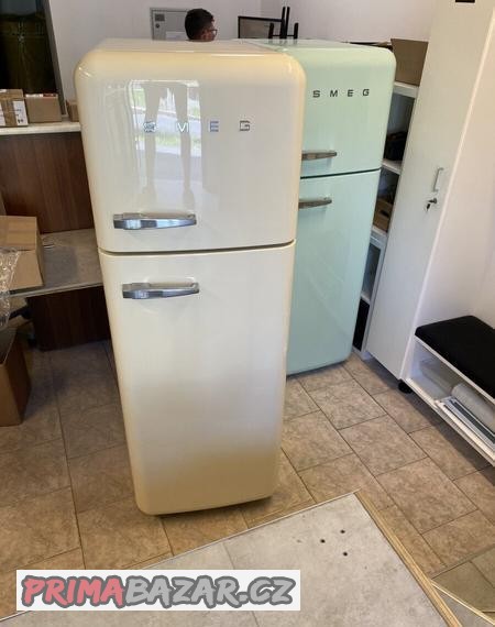 smeg-fab30-lednice-kremova-top-stav-nejnovejsi-model
