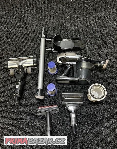 tycovy-vysavac-rowenta