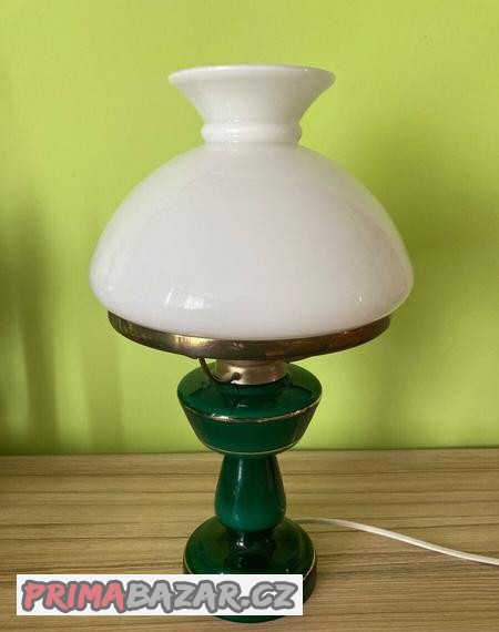 prodam-stolni-lampu-moc-pekna