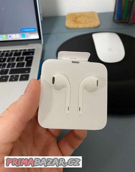 prodej-sluchatek-earpods-lightning