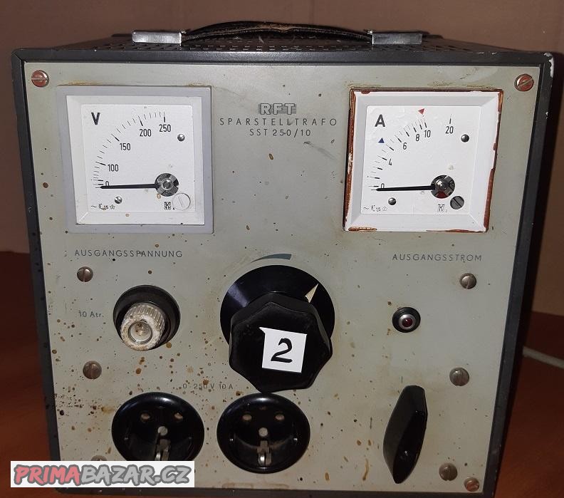 regulacni-trafo-0-250v-10a-v-krytu-s-mericimi-pristroji-3