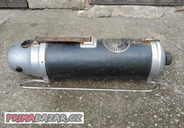 starozitny-vysavac-electrolux