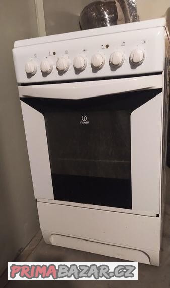 sporak-indesit