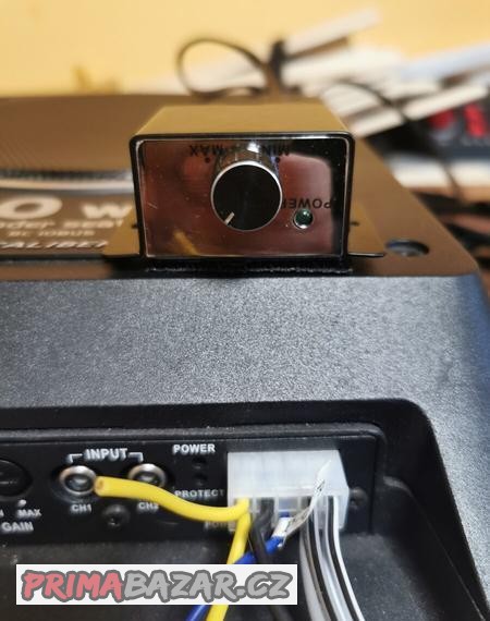 automaticky-subwoofer