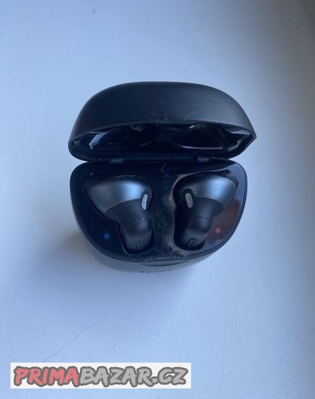 jbl-bluetooth-sluchatka