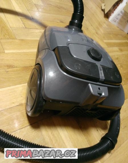 vysavac-concept-700w