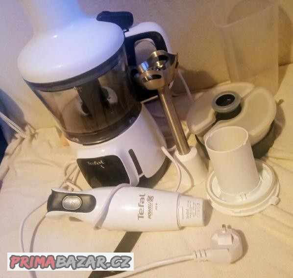 novy-tycovy-mixer-a-sekacek-yummy-gourmet