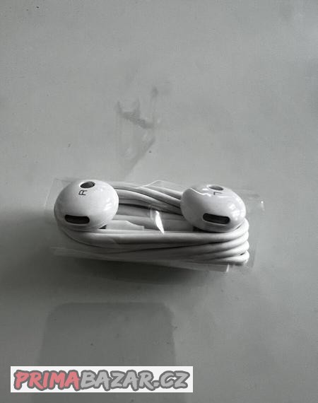 nove-huawei-sluchatka