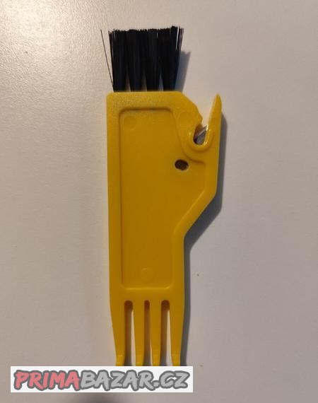 hrebinek-k-cisteni-kartacu-vysavace-irobot-roomba