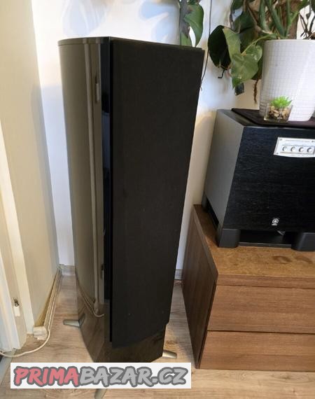 soustava-reproduktoru-reciever-yamaha-ns-777