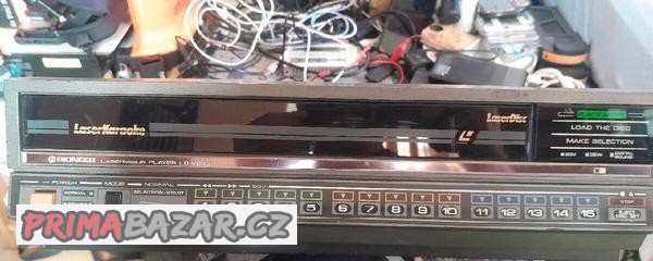 pioneer-ld-v200-laserdisk-prehravac-1990