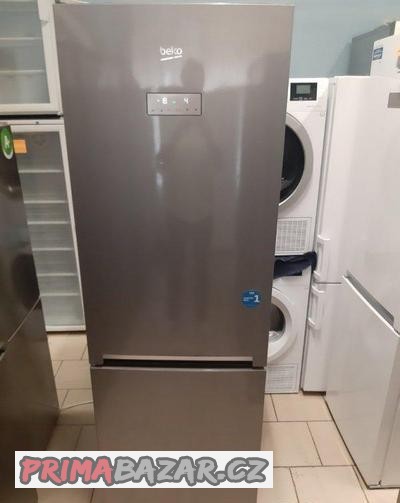 nepouzita-lednice-beko-rcna-366e40zxb